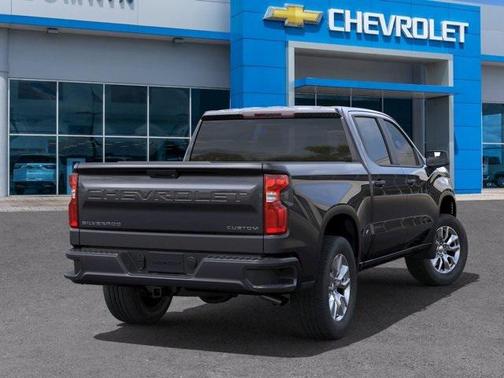 Dark Ash Metallic 2022 Chevrolet Silverado 1500 Custom