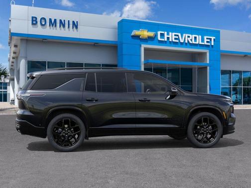 Mosaic Black Metallic 2026 Chevrolet Traverse RS