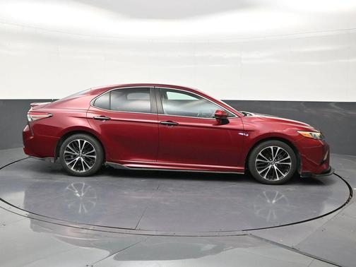 Ruby Flare Pearl 2018 Toyota Camry SE