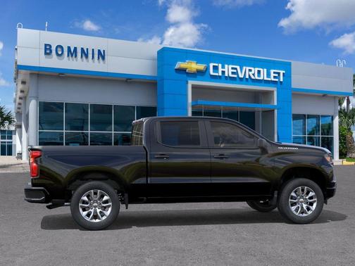 Black 2026 Chevrolet Silverado 1500 Custom