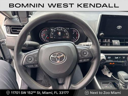 2023 Toyota RAV4 XLE