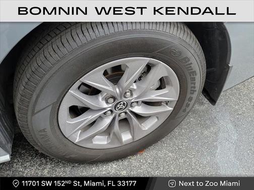 2024 Toyota Sienna XLE 8 Passenger