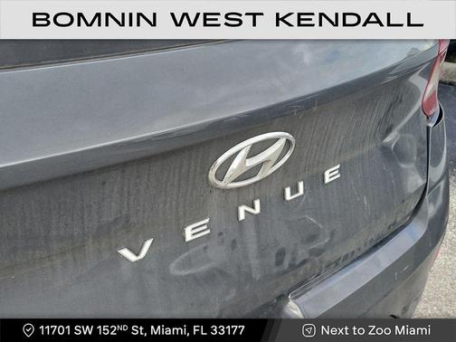 2023 Hyundai VENUE Limited