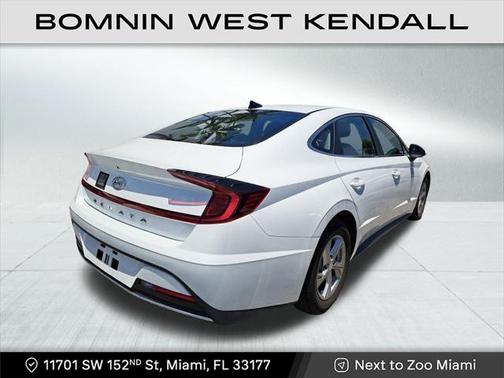 2022 Hyundai SONATA SE