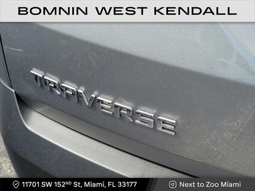 2023 Chevrolet Traverse LS
