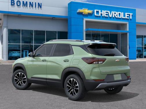 Cacti Green 2026 Chevrolet Trailblazer LT