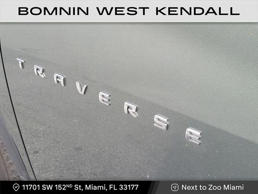 2022 Chevrolet Traverse LT Cloth