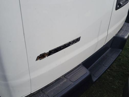 2025 Chevrolet Express 2500 RWD 2500 Regular Wheelbase WT