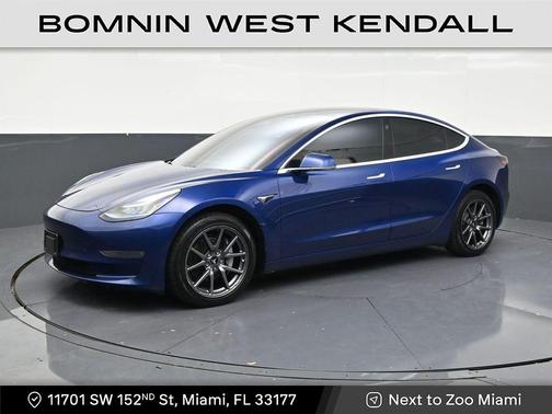 Deep Blue Metallic 2019 Tesla Model 3 Long Range