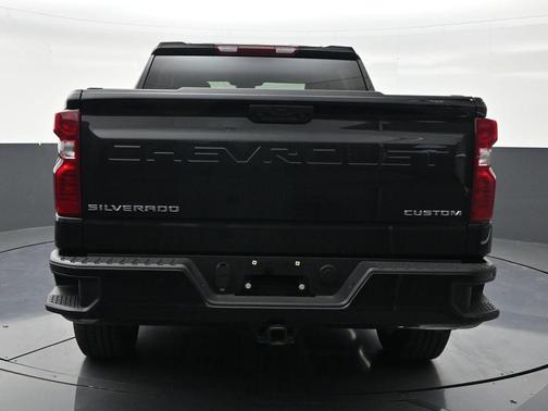 Black 2026 Chevrolet Silverado 1500 Custom