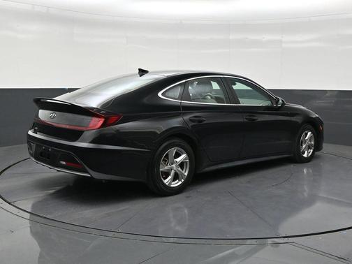 Phantom Black 2021 Hyundai SONATA SE