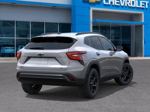 Sterling Gray Metallic 2026 Chevrolet Trax LT