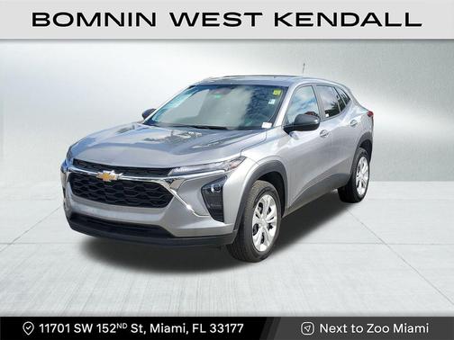 2025 Chevrolet Trax LS