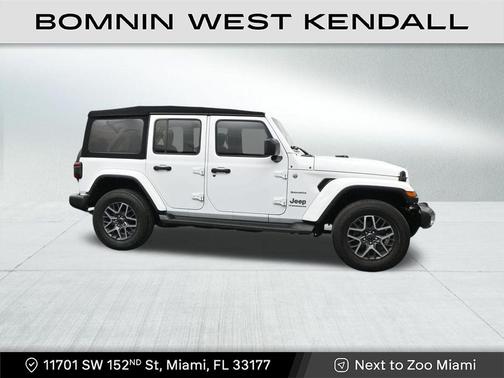 2024 Jeep Wrangler 4-Door Sahara 4x4
