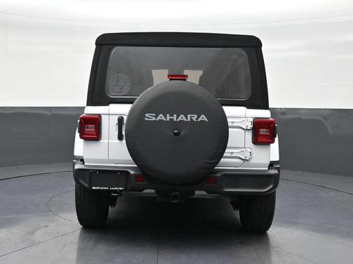 2024 Jeep Wrangler 4-Door Sahara 4x4