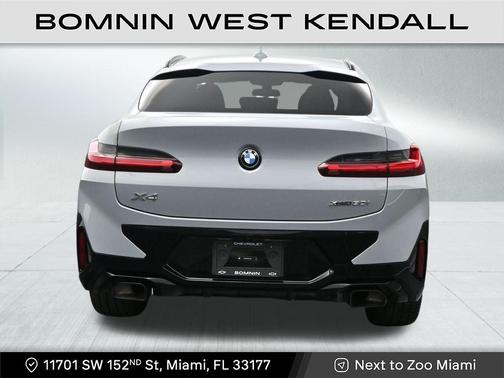 2025 BMW X4 xDrive30i