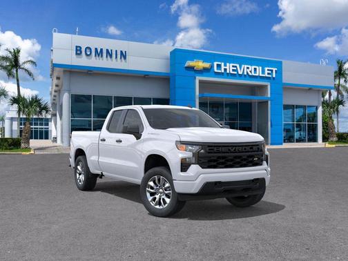 Summit White 2026 Chevrolet Silverado 1500 Custom