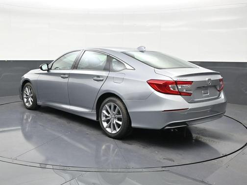 Lunar Silver Metallic 2022 Honda Accord LX 1.5T