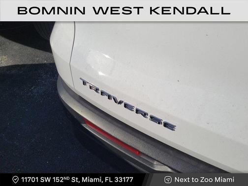 2024 Chevrolet Traverse LS