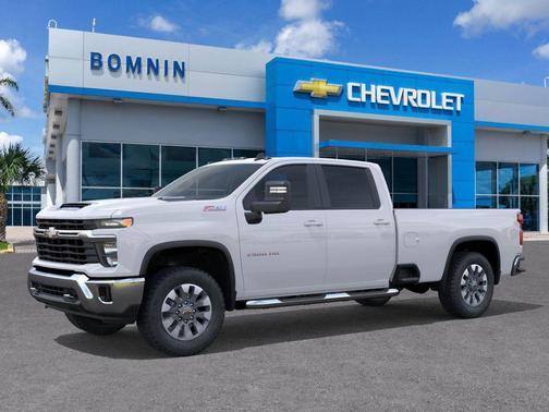 Summit White 2026 Chevrolet Silverado 2500 LT