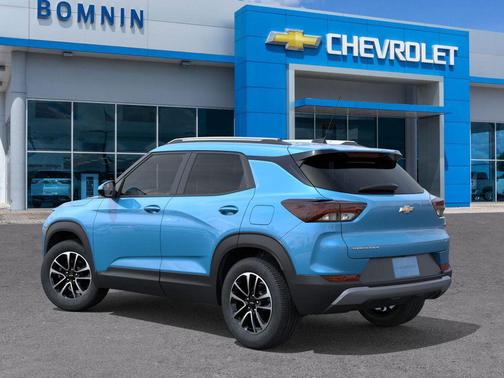 Marina Blue Metallic 2026 Chevrolet Trailblazer LT