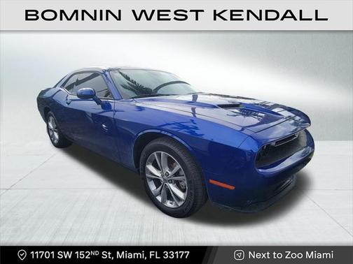 2022 Dodge Challenger SXT