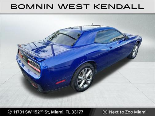 2022 Dodge Challenger SXT
