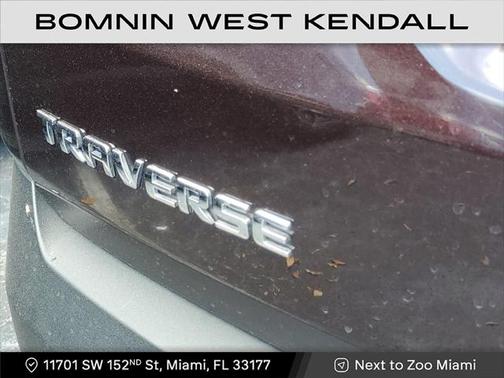 2023 Chevrolet Traverse LT Leather