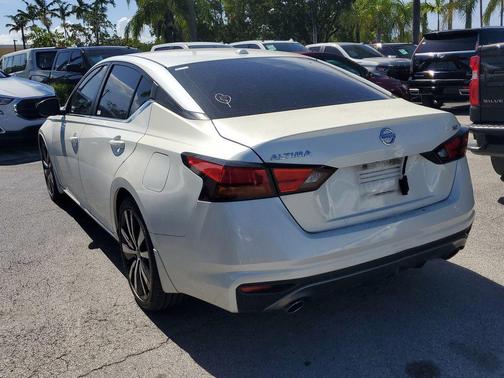 2019 Nissan Altima 2.5 SR