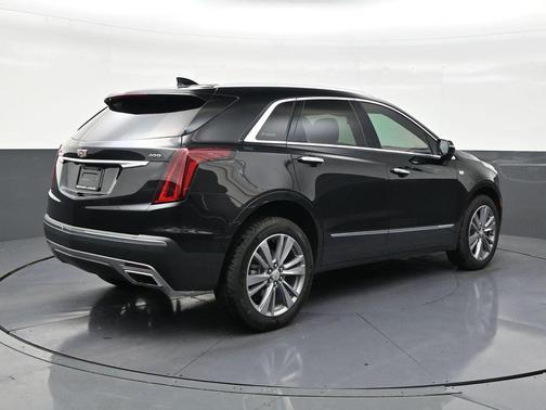 Stellar Black Metallic 2024 Cadillac XT5 Premium Luxury