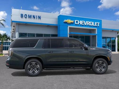 2025 Chevrolet Suburban 4WD Z71