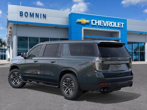 2025 Chevrolet Suburban 4WD Z71