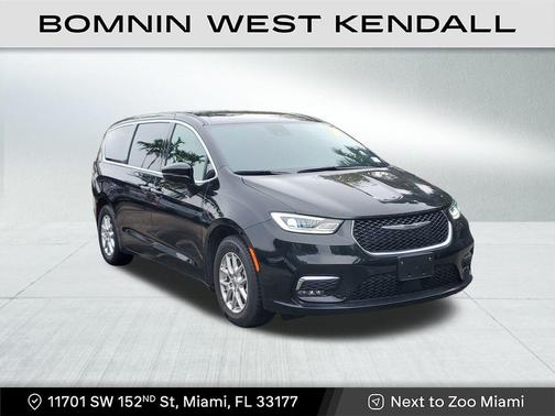 2025 Chrysler Pacifica L