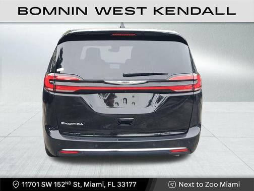 2025 Chrysler Pacifica L