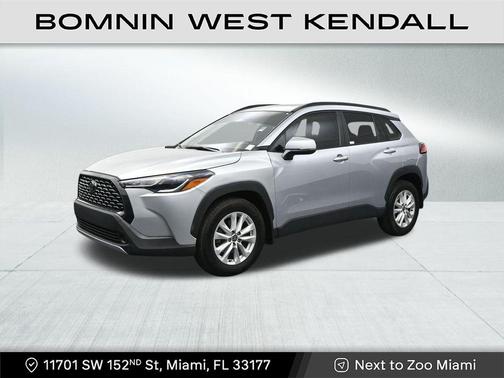 2024 Toyota Corolla Cross LE