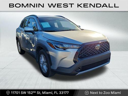 2024 Toyota Corolla Cross LE