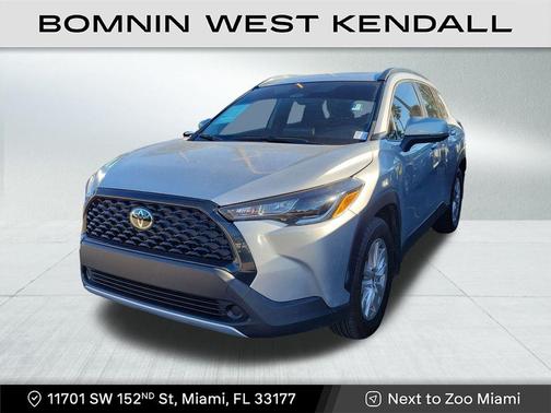 2024 Toyota Corolla Cross LE