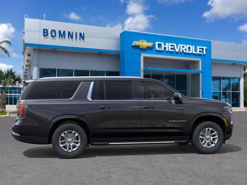 Dark Ash Metallic 2026 Chevrolet Suburban LS