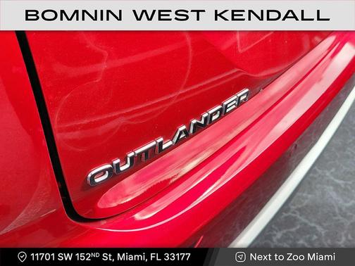 2022 Mitsubishi Outlander SE