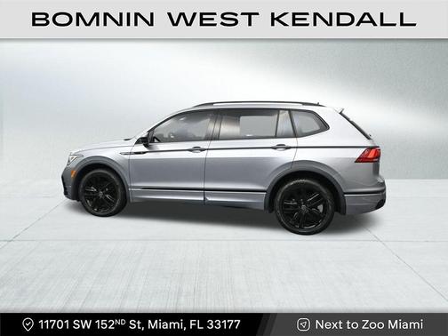 2022 Volkswagen Tiguan 2.0T SE R-Line Black