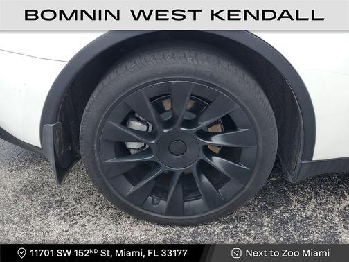 2023 Tesla Model Y Long Range Dual Motor All-Wheel Drive