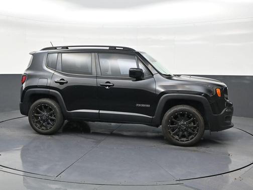 Black 2017 Jeep Renegade Latitude