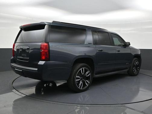 Shadow Gray Metallic 2019 Chevrolet Suburban Premier