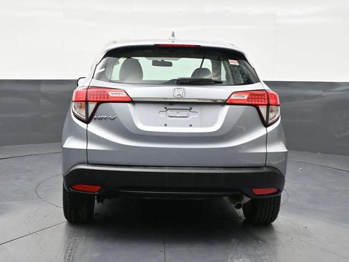 Lunar Silver Metallic 2019 Honda HR-V LX