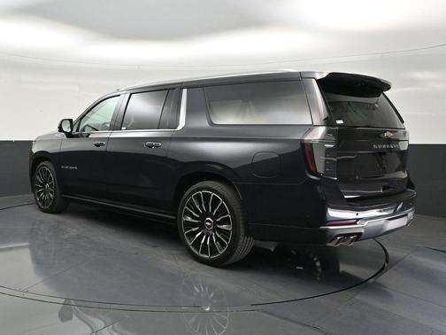 Dark Ash Metallic 2026 Chevrolet Suburban High Country, 4WD