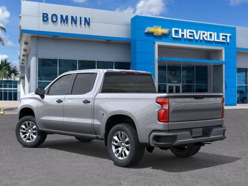 Sterling Gray Metallic 2026 Chevrolet Silverado 1500 Custom