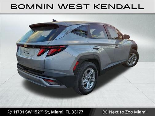 2025 Hyundai TUCSON SE