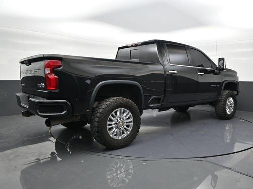 Black 2021 Chevrolet Silverado 2500 High Country