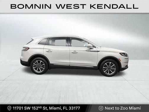 2023 Lincoln Nautilus Standard