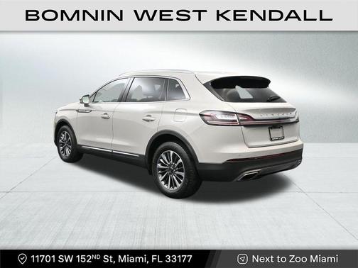 2023 Lincoln Nautilus Standard